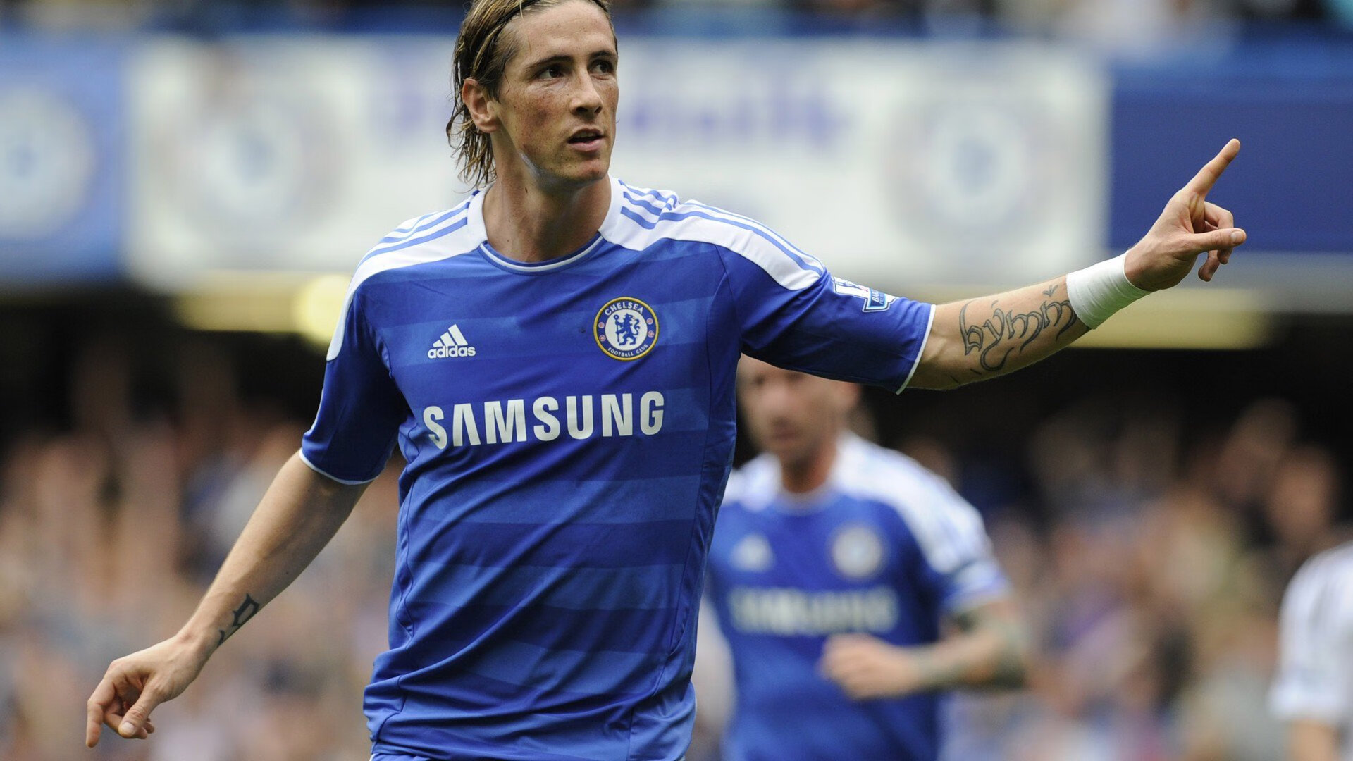 _NBA超级对决！两巨头世纪之战点燃全场_，nba和超级碗